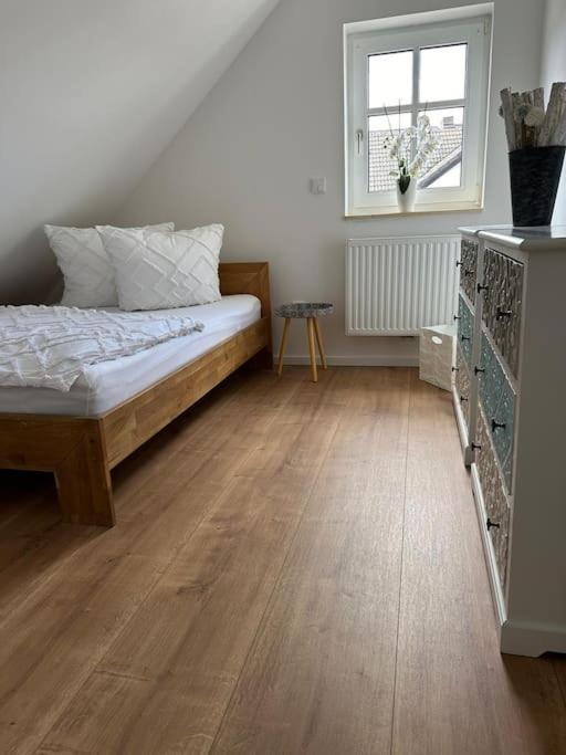 Neuwertige Gemuetliche Wohnung Риден Экстерьер фото