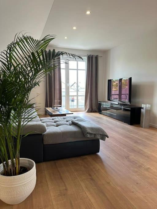 Neuwertige Gemuetliche Wohnung Риден Экстерьер фото
